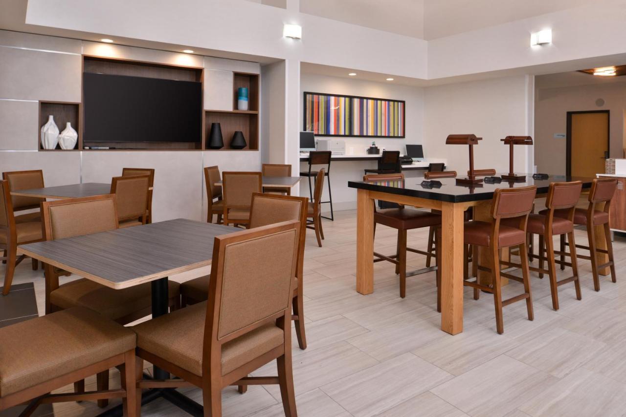Holiday Inn Express Stockton Southeast By Ihg Luaran gambar